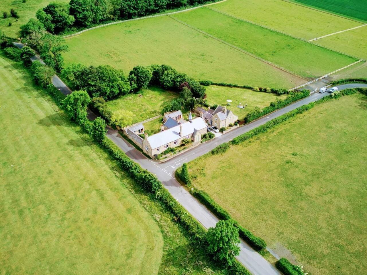 Unique Countryside Cottage Close To Sunderland Houghton-le-Spring Exterior photo